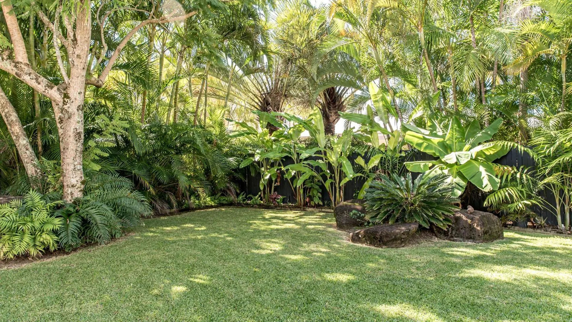 Pura Vida Villa Noosa Heads Holiday home