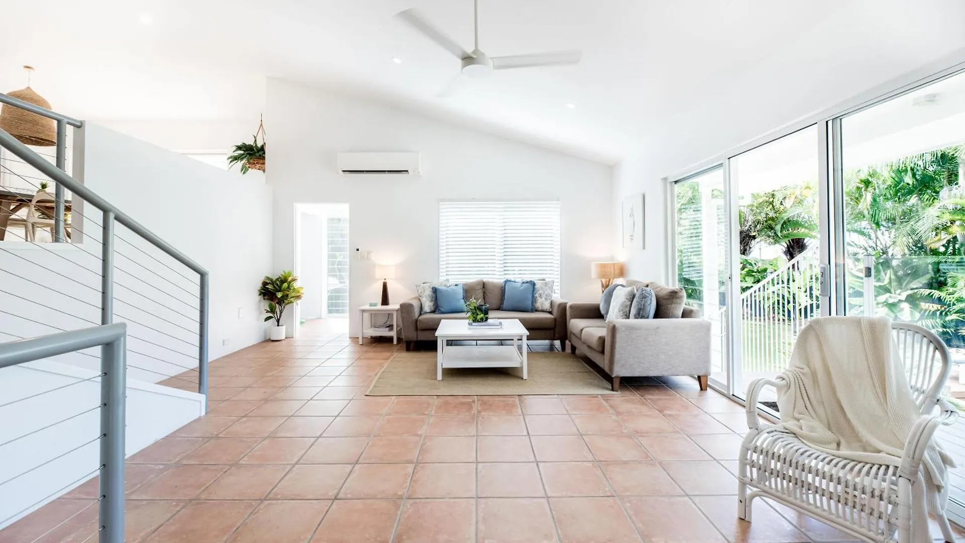 Pura Vida Villa Noosa Heads Australia
